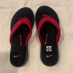 Nike women’s slides size 7